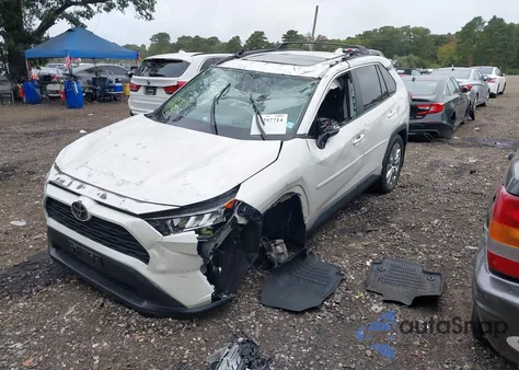 2021 Toyota Rav4 Xle Premium из США, поврежденный, VIN 2T3A1RFV8MW227754